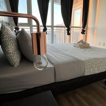 Cozy Condo In Downtown Toronto + Free Parking Kültér fotó