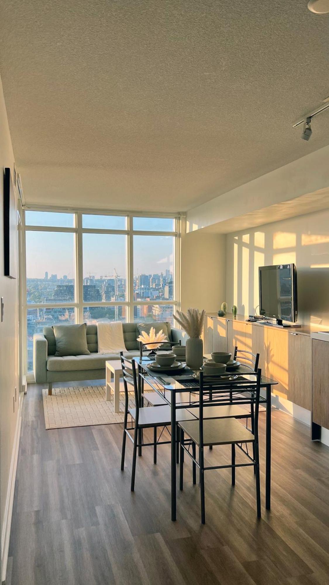 Cozy Condo In Downtown Toronto + Free Parking Kültér fotó